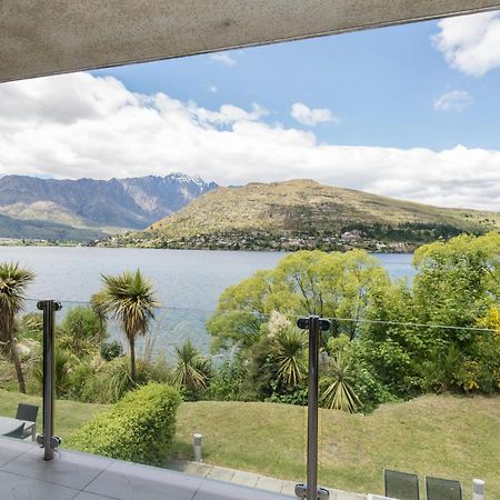 Lakeside Luxury With Spa Queenstown Dış mekan fotoğraf