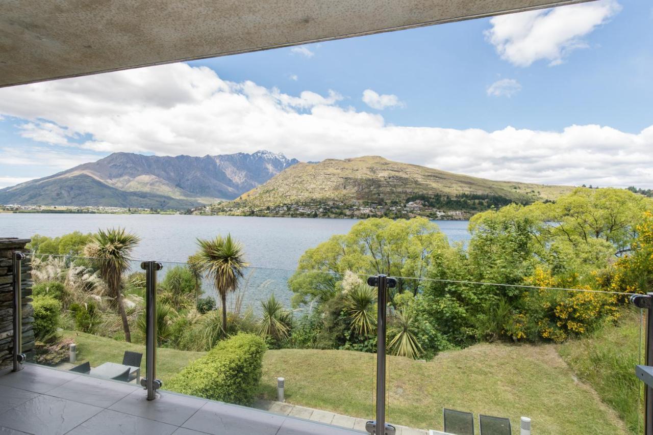 Lakeside Luxury With Spa Queenstown Dış mekan fotoğraf